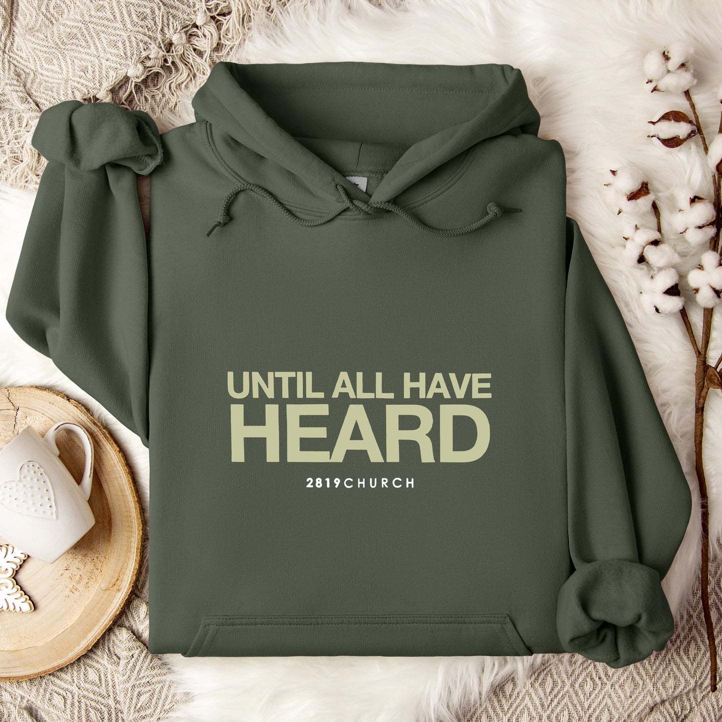Unisex Cross Print Hoodie – Streetwear Pullover für Herbst & Winter | StaywearApparel